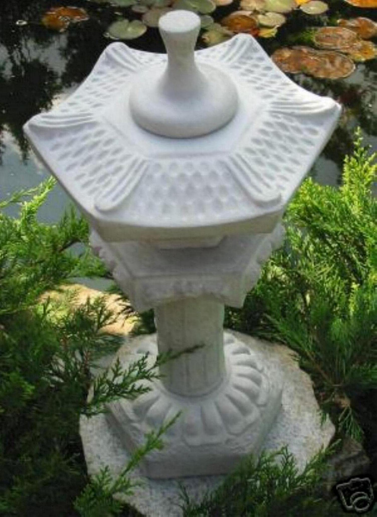 auerco Steintempel im japanischen Stil Yukimi auf Säule S- Handgefertigte Gartenfigur aus regionalem Steinguss - Zen - Dekoration für Garten & Terasse - wetterfest & langlebig