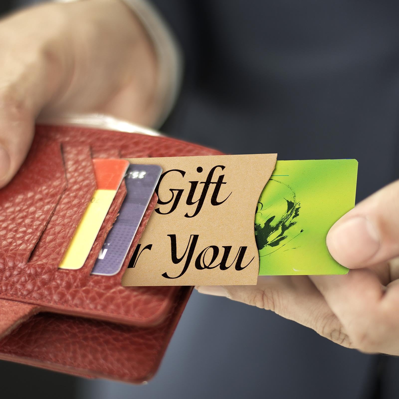 Amazon.com : Yinder 600 Pcs Gift Card Sleeves Thank You Key Card Holder  Appreciation Mini Money Cash Envelopes for Blank Hotel Credit Protector  Thank You Notes for Business, 3.54 x 2.36 Inches(Brown) :