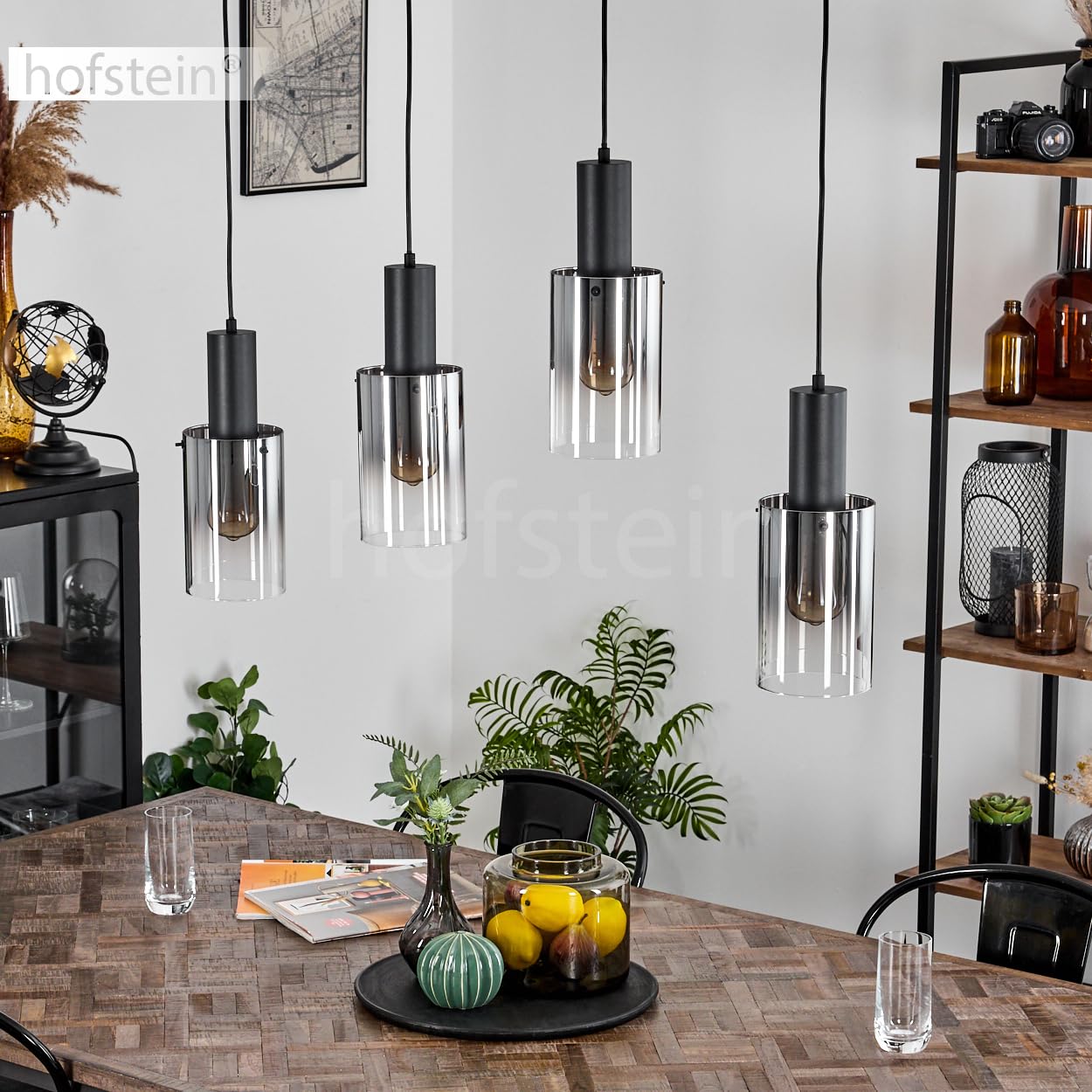 Pendelleuchte Sambour, Hängelampe aus Metall/Glas in Schwarz/Rauchfarben/Klar, Hängeleuchte im Retro/Vintage-Design mit Glasschirmen (Ø 12,5cm), 4-flammig, Höhe max. 140 cm, 4 x E27, ohne Leuchtmittel