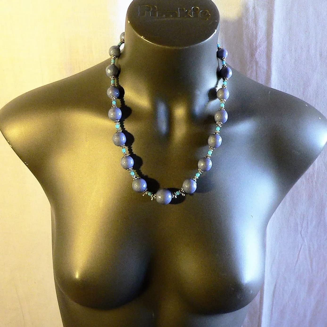 Gioielli: collana, bracciale e orecchini, perline in ceramica, colore blu personalizzato,"Nuvoloso"