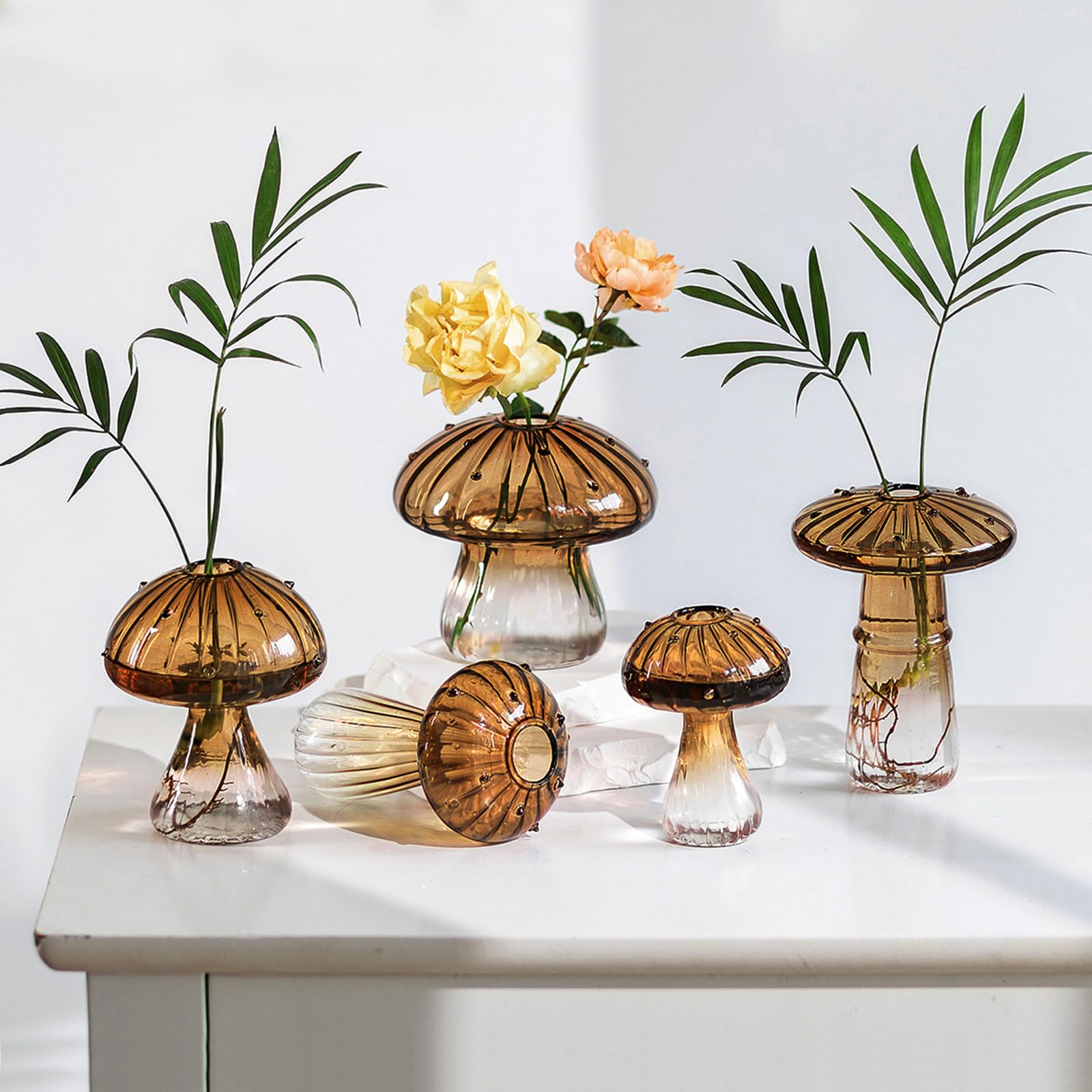 Hewory Pilz Deko Vase Glas: Aesthetic Vase Braun Pilzförmige Blumenvase Kleine Vasen für Tischdeko - Mini Terrarium Deko Propagation Station Hydrokultur Vasen Set für Cute Room Decor Wohnzimmer Büro