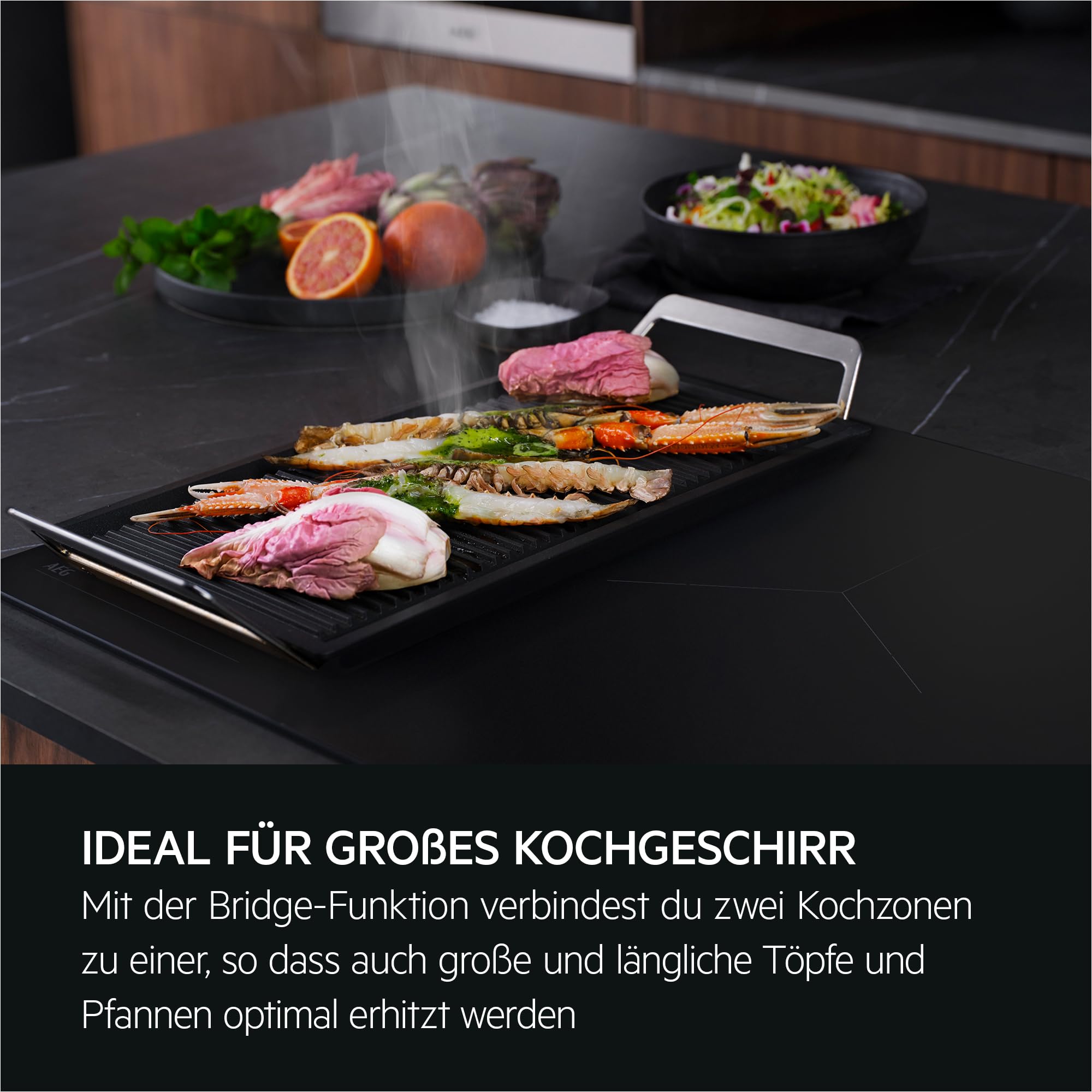 AEG Induktionskochfeld 80cm mit Integriertem Dunstabzug, Testsieger StiWa und ETM, Made in Germany, SaphirMatt Oberfläche 10x Kratzresistenter, Spülmaschinenfeste Fett-, Aktivkohlefilter, TH84CB0BSZ