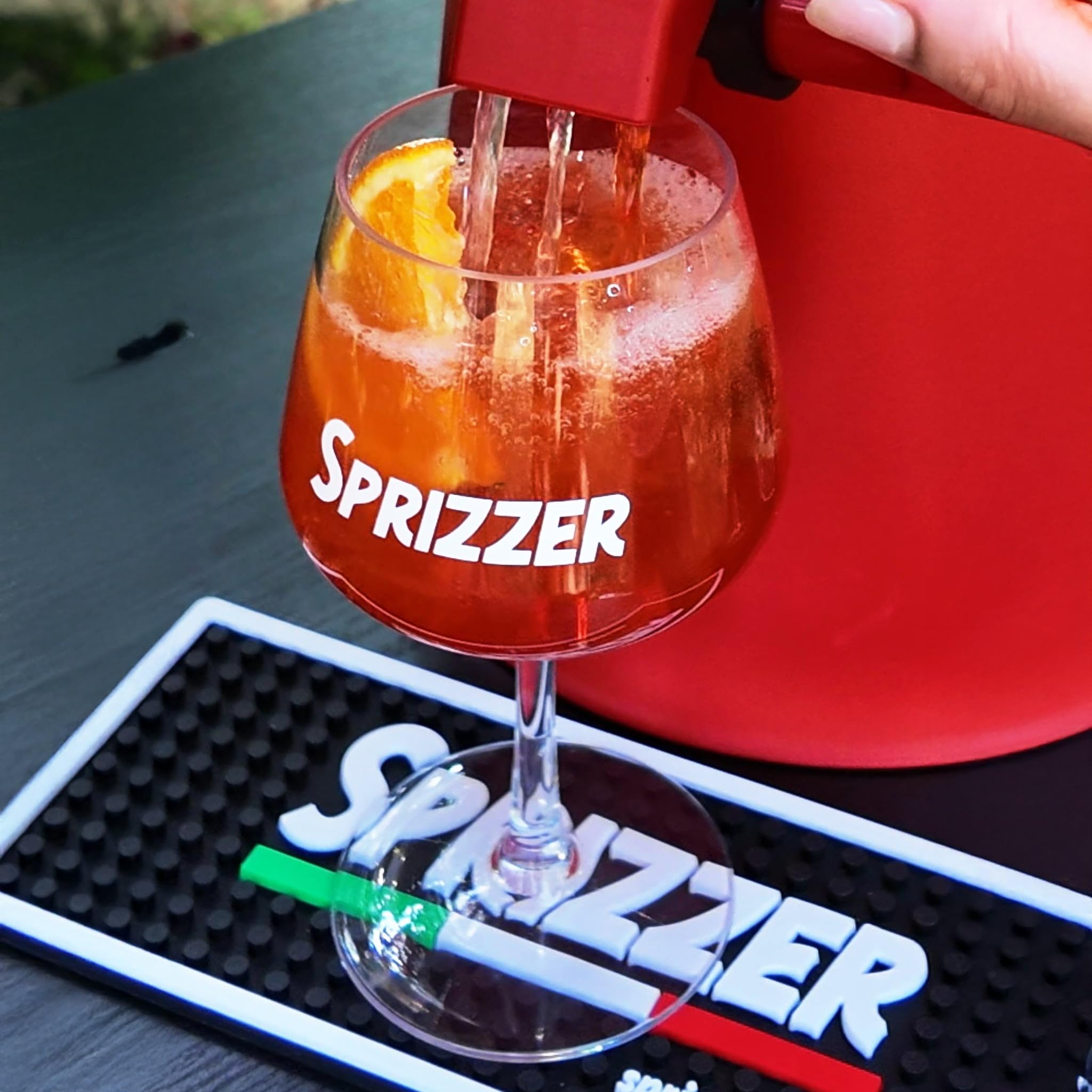 Sprizzer - Aperol Spritz Gläser, Gläser Set x12 Weinglas fur Aperol Spritz Maschine, Unzerbrechlich Mehrweg Plastikbecher, Bruchsicher und Elegant, Aus Tritan, 10x10x17 cm, Made in Italy