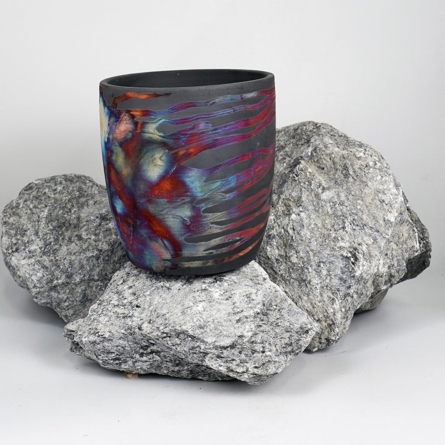 RAAQUU Seicho 6" Wide Planter Pot Ceramic Raku Clay Pottery Handmade for Indoor Plants, Cactus, and Succulents Home Décor Gift in Carbon Half Copper Matte