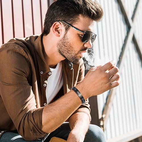 Miniatura 5 de Zillaly Pulsera de acero inoxidable de doble color para hombre, chapado en iones negro y azul, regalo para maridos, padres e hijos de hombre