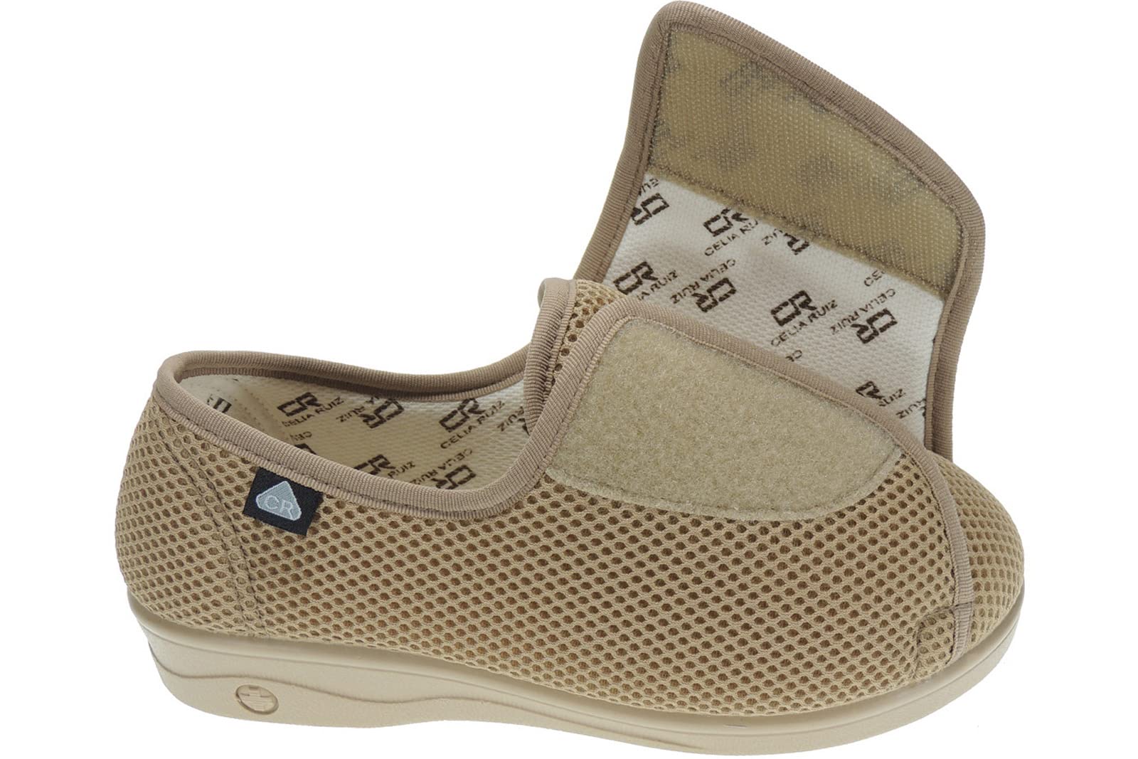 Calzados Romero. 0256 Zapatilla para Pies Delicados en Ancho Especial para Mujer Tratamiento Antibacteriano Sanitized. Beig Talla 37