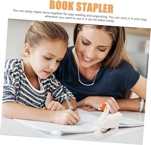 Miniatura 7 de ABOOFAN Engrapadora de animales con dibujos animados para niños, grapadora de estatua tallada en madera, para escritorio, reutilizable, decoración