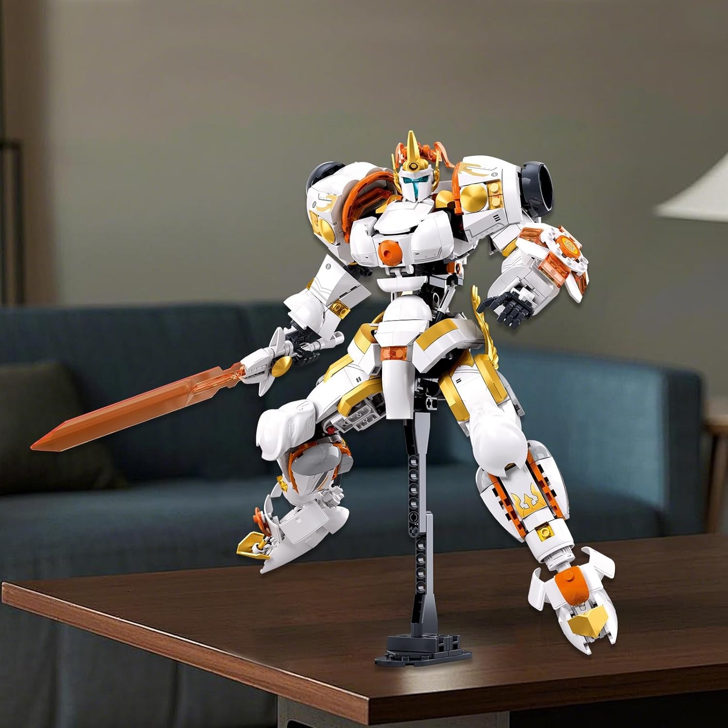 HIGH GODO Warrior Mech Robot Building Set, Long Swords Shields Samurai Mech Model Kit, Creative City Justice Hero Ninja Gifts for Adults Teens 14+ (695PCS)