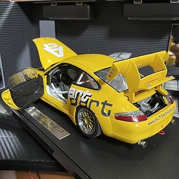 Amazon.co.jp: 品 オートアート 1/18 ポルシェ 911 996 GT3R