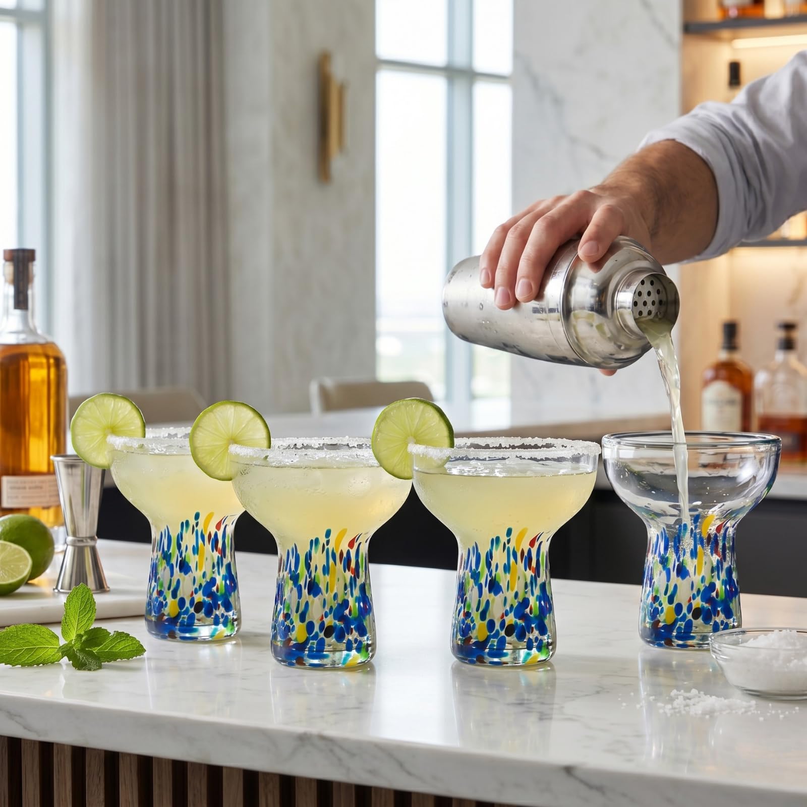 Margarita-Glas ohne Stiel – 4er Set – luxuriöses mundgeblasenes Konfetti Margaritas, für Cocktails, Wasser, Wein, Dessert, Cinco de Mayo, mundgeblasenes Glas – mexikanisches Konfetti-Design