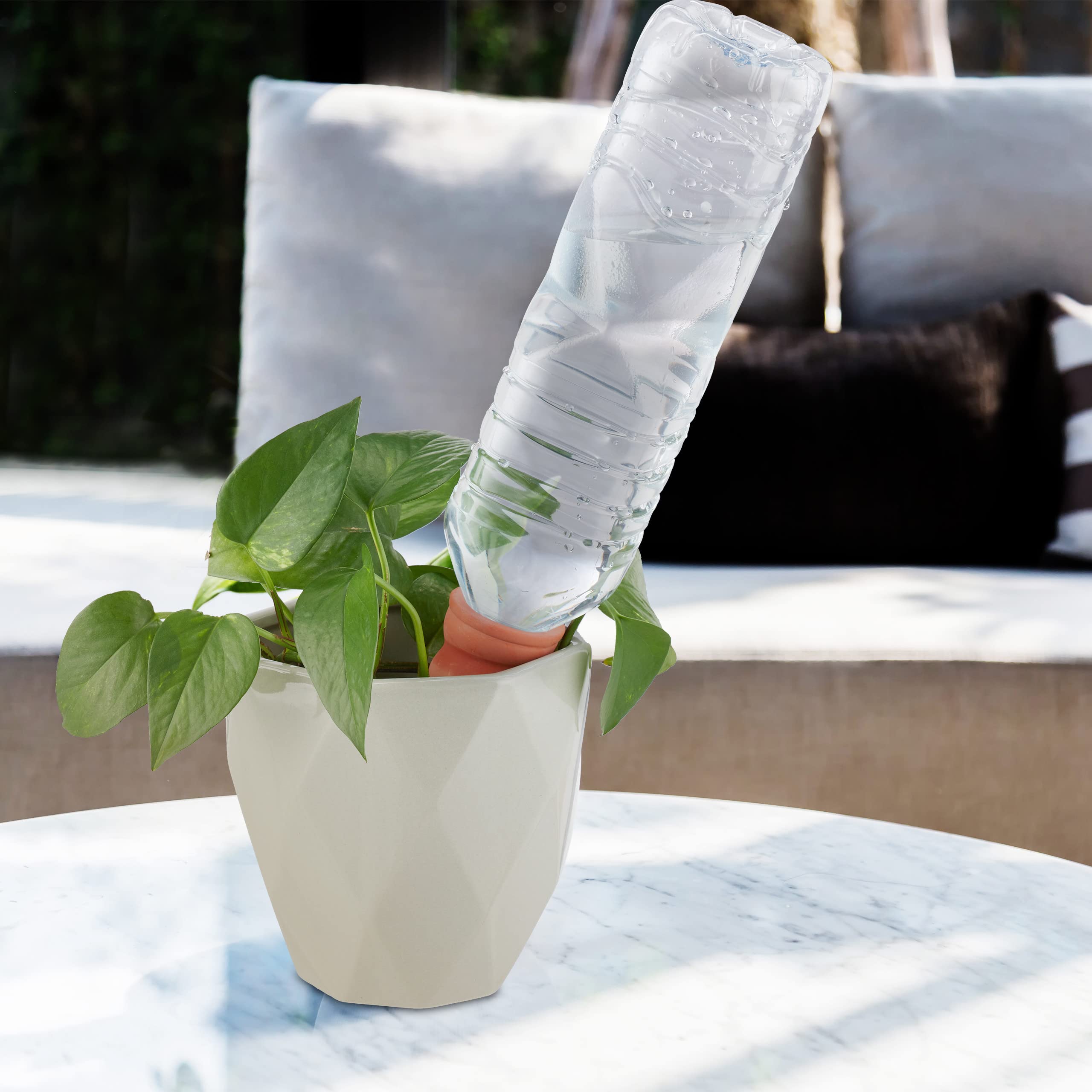 Relaxdays Set Irrigazione a Goccia, Kit da 6 Coni per Piante, Innaffiatori per Bottiglie da 1,5 L in Pet, Terracotta