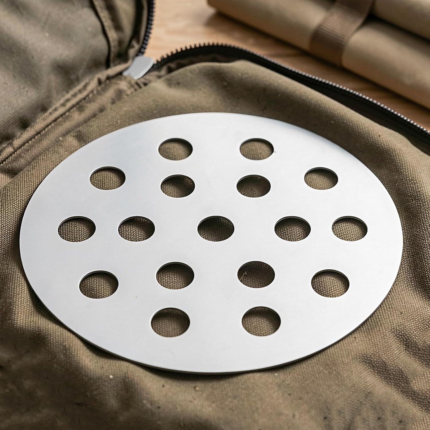 2pcs Charcoal Separator Iron Plate 5.7 Inch for Grill Use