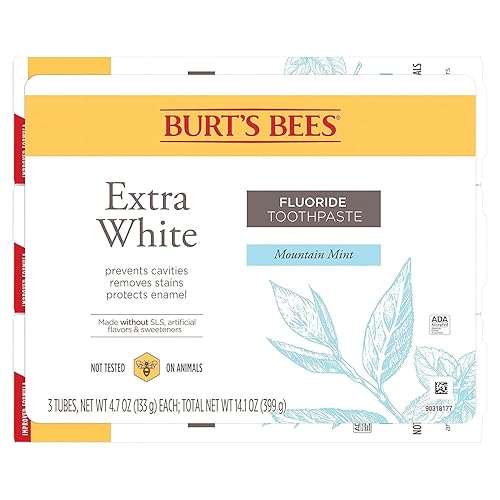 Miniatura 7 de Burt's Bees Pasta de dientes extra blanca, pasta de dientes con flúor, sabor natural, menta de montaña, 4.7 onzas, paquete de 3