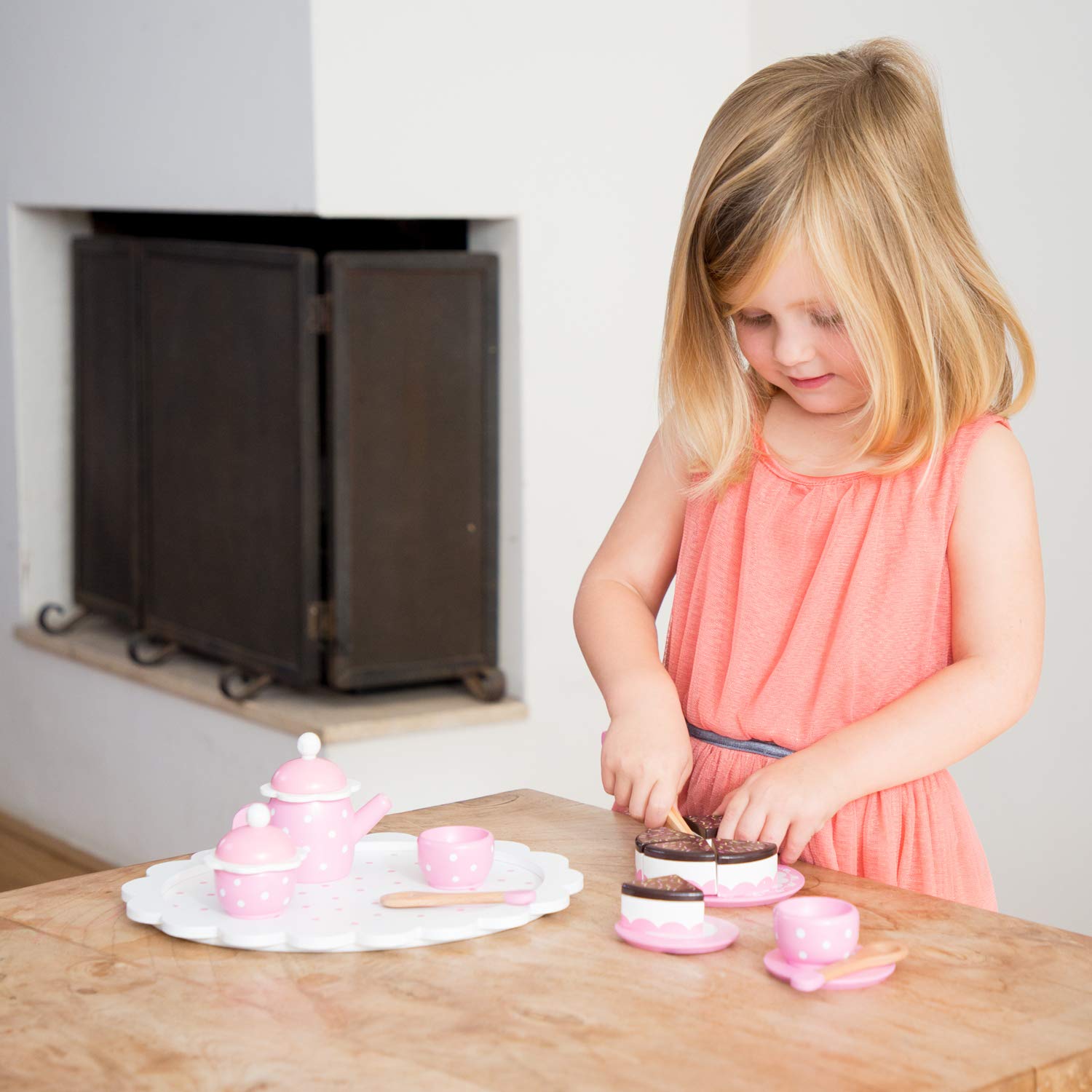 Woet® Set Alzata per Torte Giocattolo in Legno per Bambini - con Torte, Pasticcini e Alzata - Giocattolo per Festa del tè - Gioco di Ruolo per Cucina - A Partire da 3 Anni