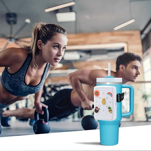 Miniatura 7 de Bolsa de silicona para botella de agua con 5 dijes, botella de agua de mano para Quencher Adventure de 40 onzas y Stanley IceFlow de 20 onzas y 30