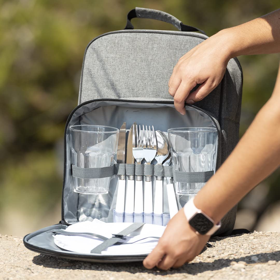 Isolierter Picknick-Rucksack aus Recycling PET für 2 Personen Tasche mit Kühlfach, Edelstahl-Besteck-Set, Servietten, Teller und Gläsern für Paare, Verliebte und Freunde (Grau)