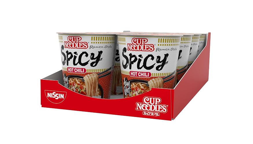 Nissin Cup Noodles – Hot Chili Spicy, 8er Pack, Soup Style Instant-Nudeln japanischer Art, mit Chilis, geröstetem Sesam & Gemüse, schnell im Becher zubereitet, asiatisches Essen (8 x 66 g)