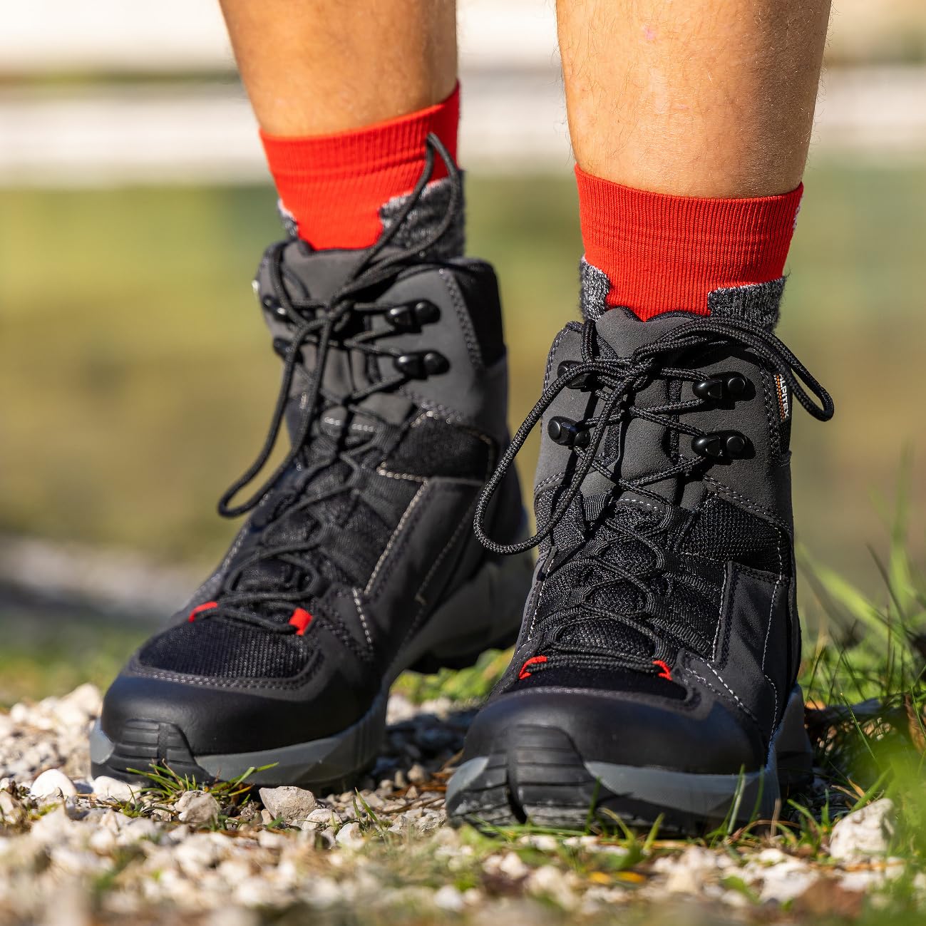 Atomic HAWX Magna 85 Women's Ski Boots (Black/Storm/Ivory, 24/24.5)