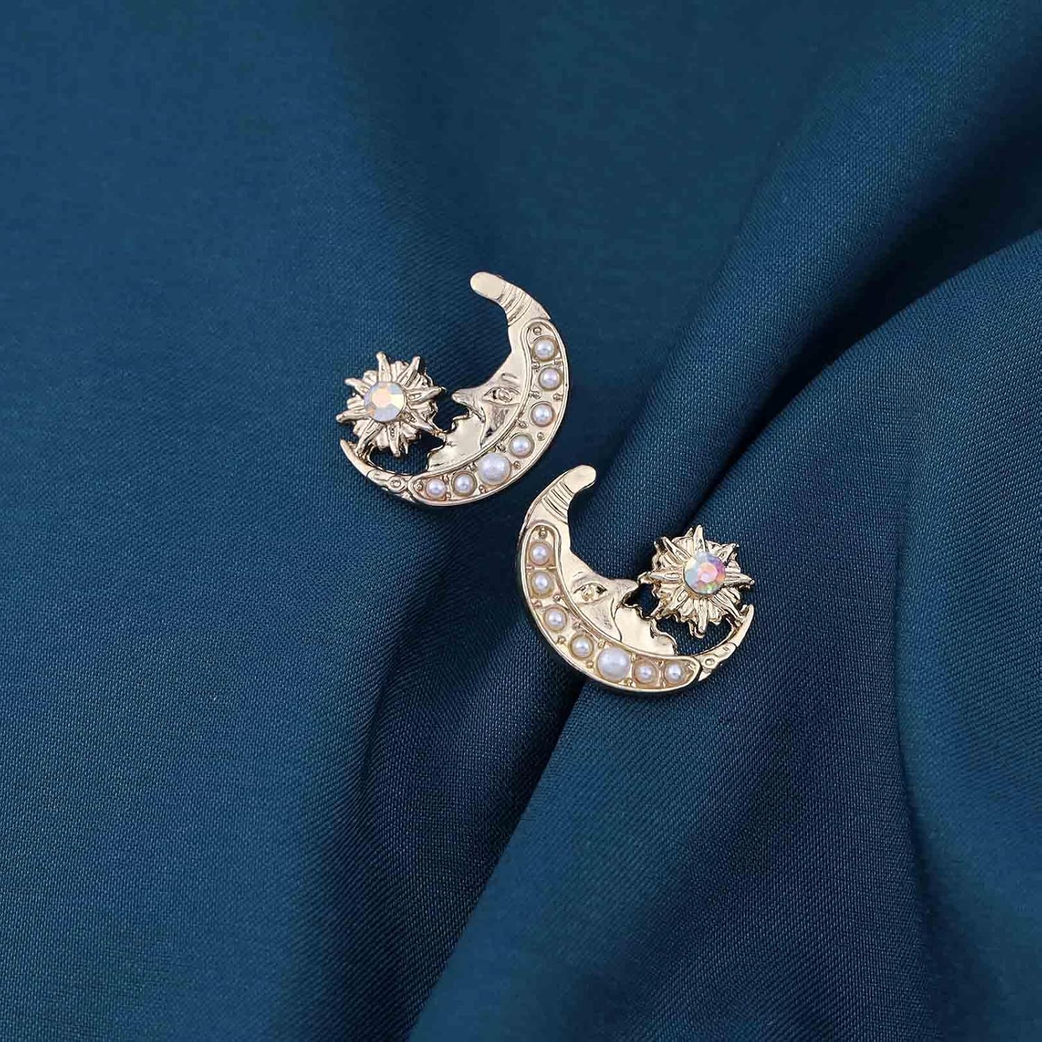 Vintage Sun Moon Earrings Gold Crescent Stud Earrings Crystal Sun Earrings Celestial Star Moon Earrings Jewelry for Women - Image 4