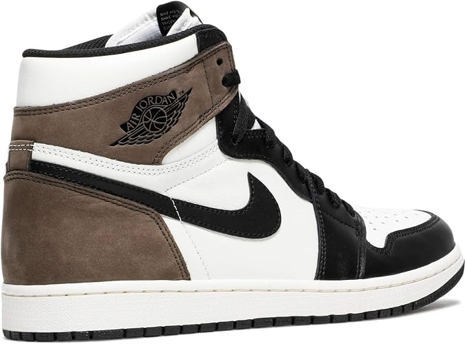 Amazon.com: Jordan AIR 1 Retro HIGH OG- Dark Mocha - Adulto Hombre : Ropa,  Zapatos y Joyería