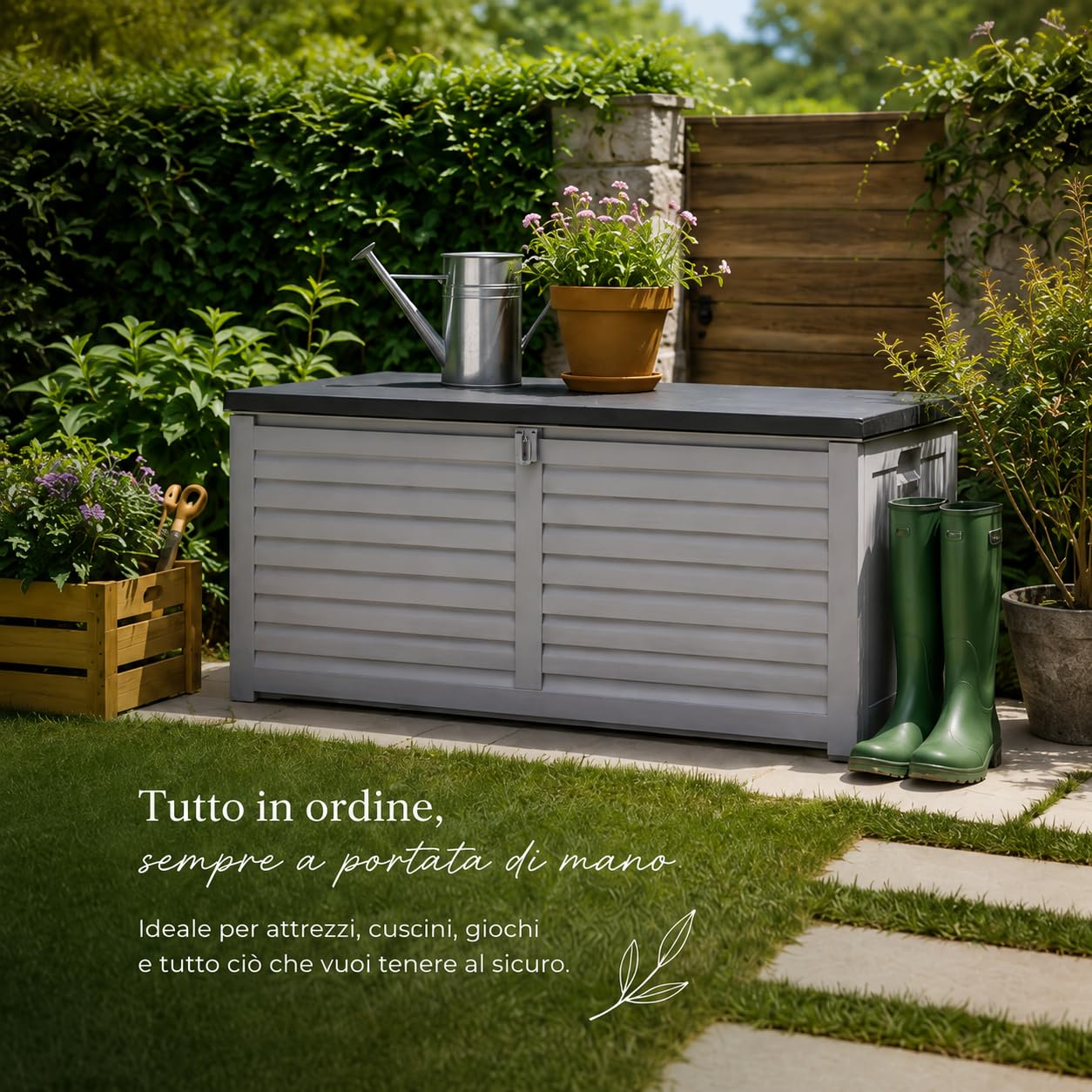Baule Contenitore da Esterno In Resina 390 L | chiusura predisposta per lucchetto e apertura assistita, dimensioni 143.5x53.4x56.8 cm