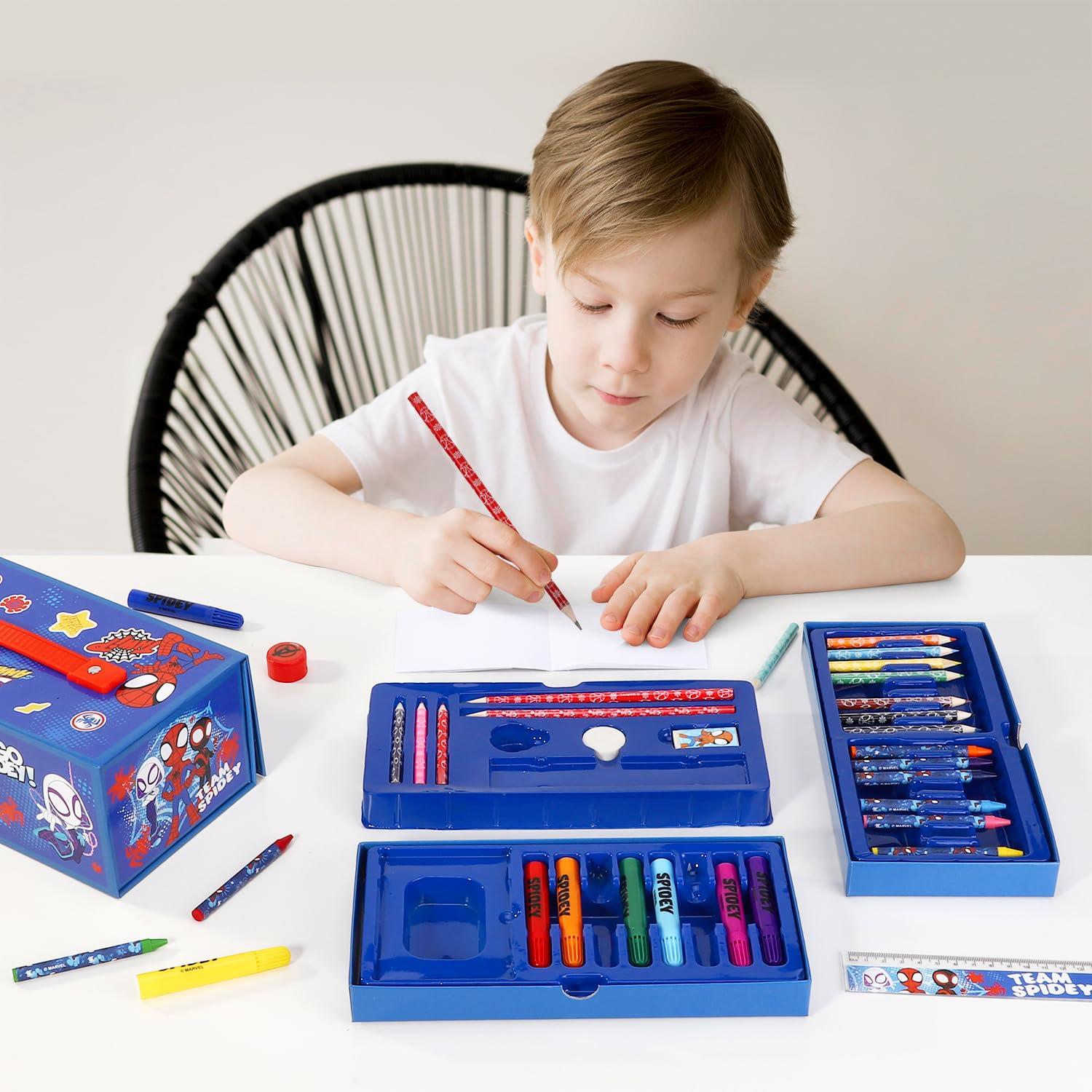 Kit De Coloriage Spidey Kids 34 Pièces - Feutres Aquarelle, Crayons, Gomme