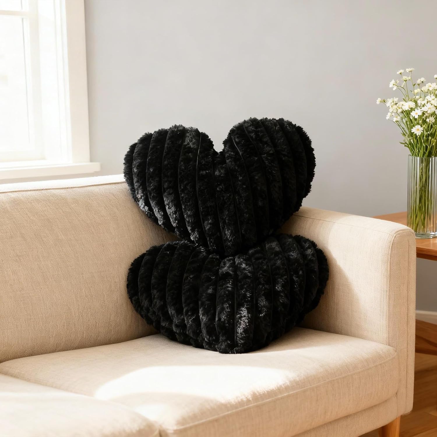2 Pcs Black Heart Throw Pillows, 16 Inch Soft Fluffy Heart-Shaped Comfort Pillows with Calming Texture, Hug Pressure for Relaxing Moments, Ideal for Sofa, Reading, and Naps (Black)