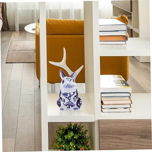 Miniatura 6 de Garneck Adorno de conejo de porcelana azul y blanca Conejito Decoración para pasteles Centro de mesa de conejo Escultura de conejito Año Nuevo 2023