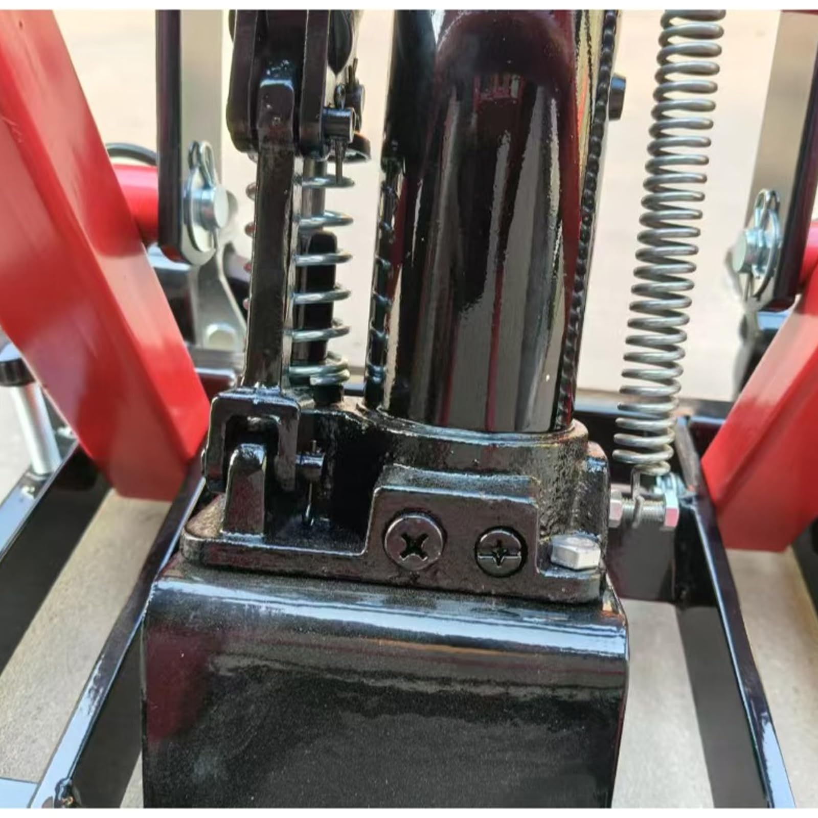 Hydrauliczny podnośnik motocyklowy, nośność 680 kg, stalowy podnośnik z regulacją wysokości, z kółkami i uchwytem, podnośnik do dużych obciążeń