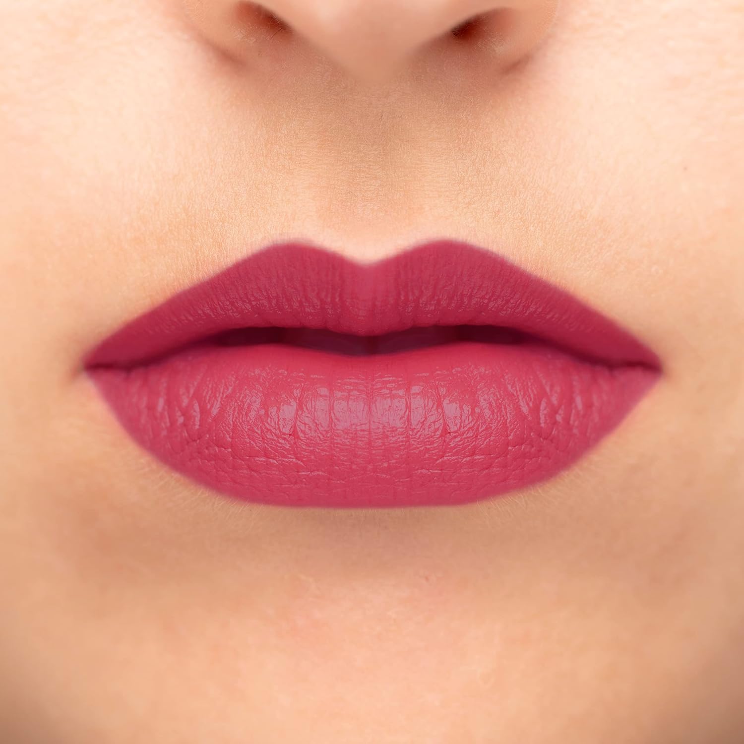 Kevyn Aucoin Unforgettable Lipstick, Available Colors with Matte, Cream or Shine finishes (textures): Intense color plus slim design allows for a precise application for a makeup novice, or expert.