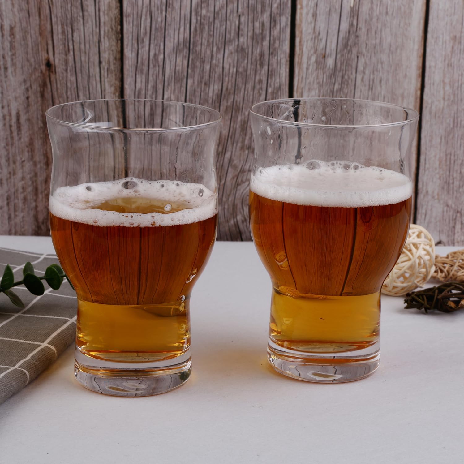 ZQXJWF 2 Pcs 20.3oz Beer Glasses Set, Thick Base Craft Beer Glass with Unique Curved Design, Durable Clear Pint Glasses for IPA, Lager, Ale, Soda, Perfect for Bar, Home, Party (clear-2pcs)