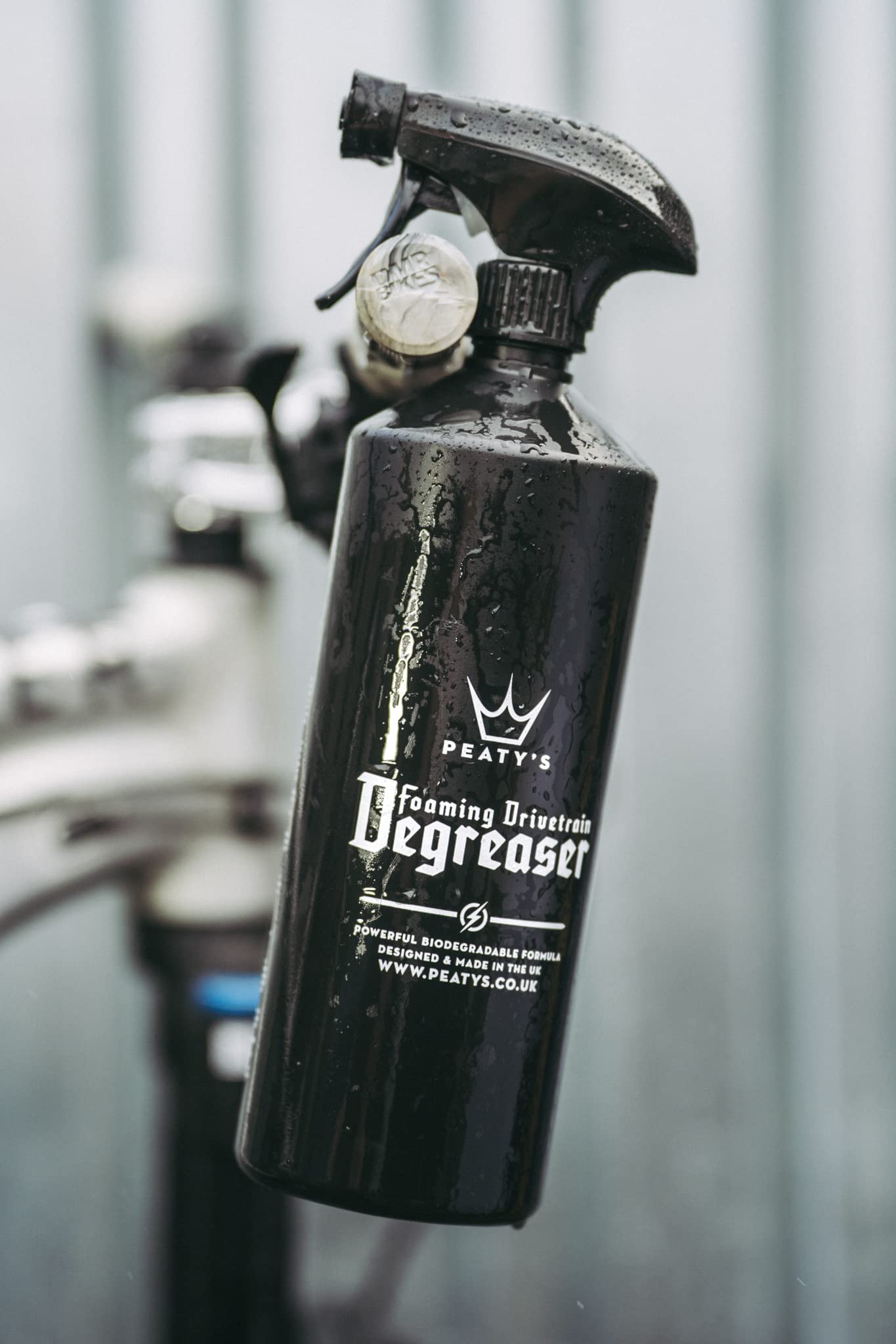 Peaty's Sgrassatore Catena Bici in Schiuma - Detergente Bici per Trasmissioni, Formula Professionale per Trasmissioni con Ugello Regolabile, Detergente per Catene e Deragliatori, 500 ml