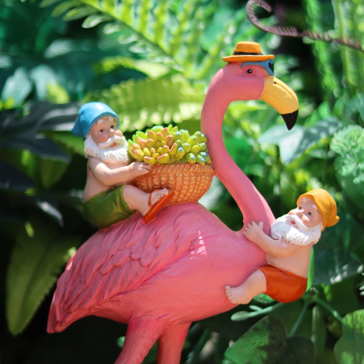 Amazon.com : Quterhero Gnomes Flamingo Garden Statue – Resin