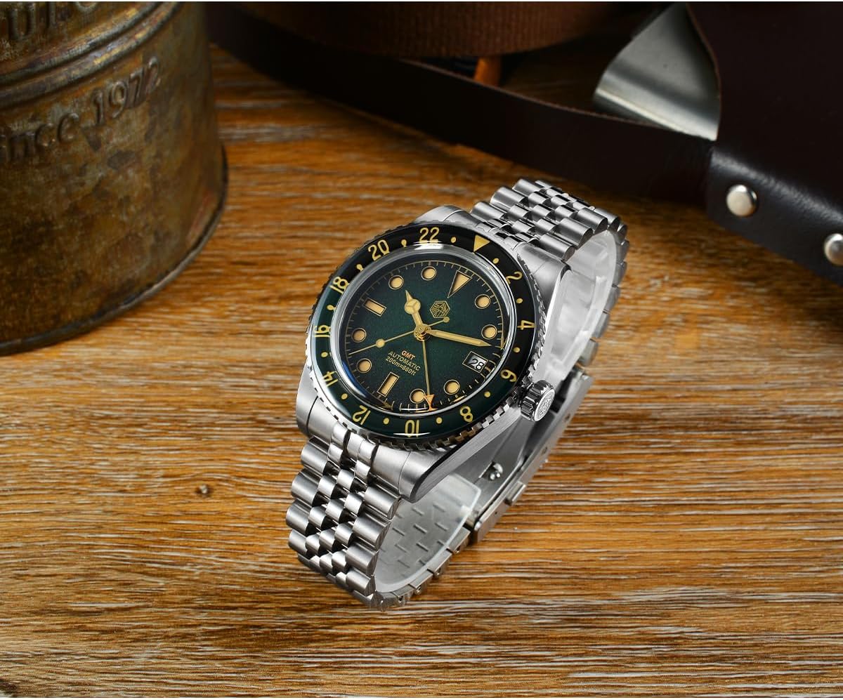 San Martin Men's Dive Watch - SN0134 NH34 40mm Self Wind Mechanical Wristwatch with 20Bar Water Resistant, Bubble Sapphire Crystal C3 Green Lume and Retro Leather Strap