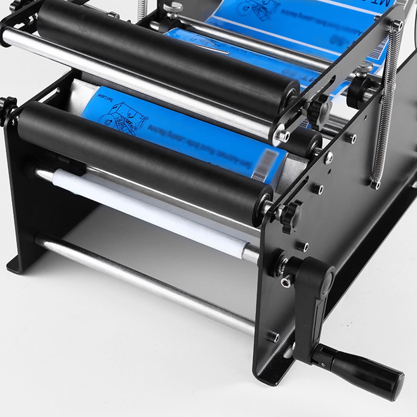 Máquina etiquetadora manual para botellas redondas, ancho de etiqueta 10-160 mm, longitud 10-300 mm, se adapta a botellas de diámetro de 15-120 mm, altura de hasta 340 mm