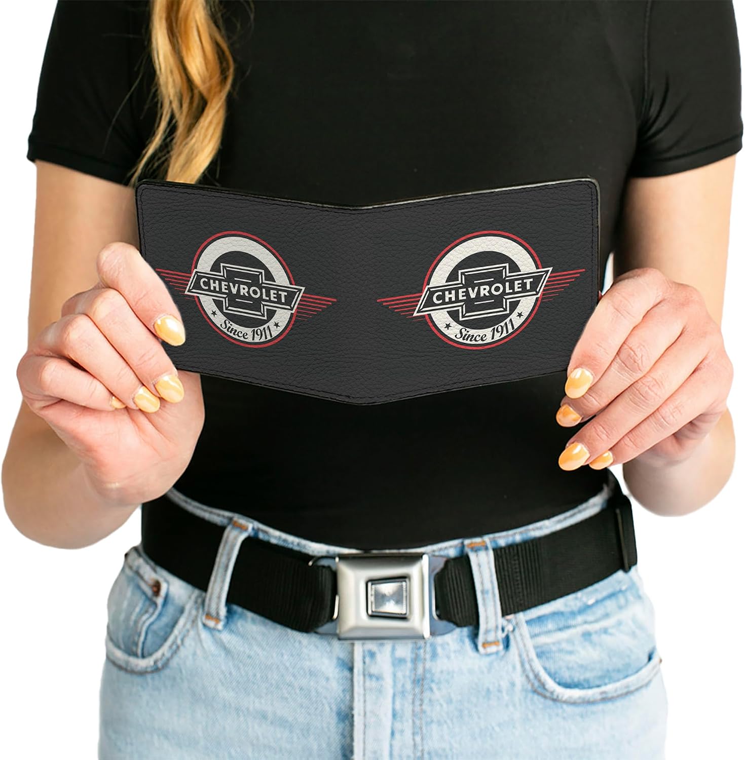 Buckle-Down mens Buckle-down Pu Bifold - Retro Chevy Bowtie Since 1911 Black/Red/Ivory Wallet, Multicolor, 4.0 x 3.5 US