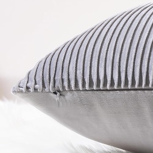 Miniatura 2 de YCOLL Juego de 2 fundas de almohada de color gris oscuro de 18 x 18 pulgadas, patrón de rayas de terciopelo, almohadas suaves para decoración del