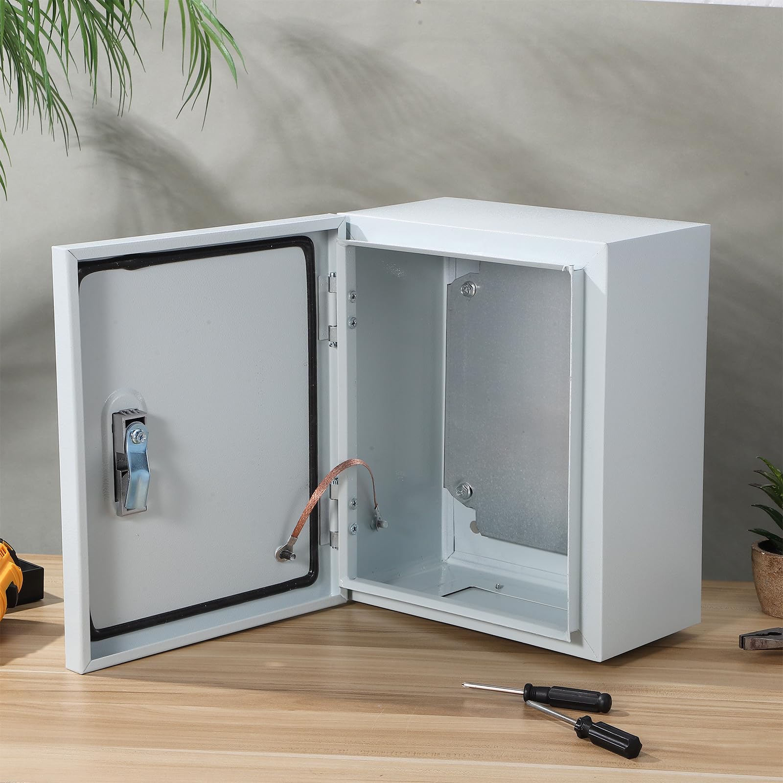 YARNOW Aufputz mit Verstärktem Gehäuse aus Edelstahl Verteilerkasten und Langem Schloss Praktische Elektrobox für Außenbereich und Hochleistungsgeräte