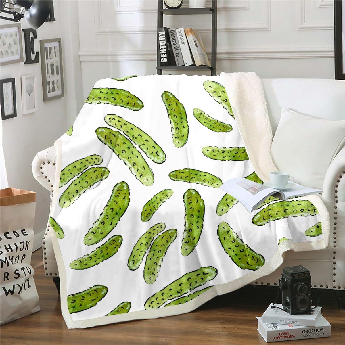 Kids Cute Pickles Fleece Blanket Funny Green Cucumbers Twin Size Blanket,Cartoon Pickles Vegetable Theme Throw Blanket Hand Drawn Doodle Style Bed Blanket for Teen Boys Youth, Green Yellow White