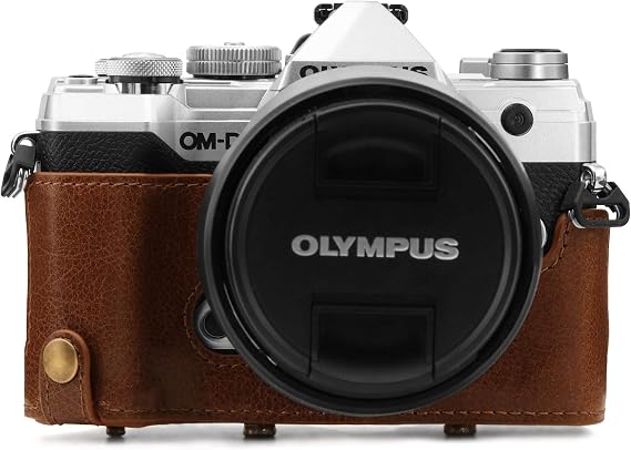Megagear MG1863 Ever Ready Genuine Leather Camera Case Compatible With Olympus Om-D E-M5 Mark I - Brown