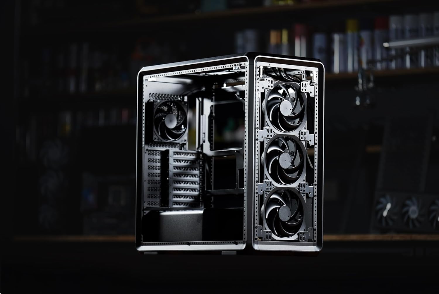 Cooler Master Masterframe 600 Midi Tower Black, W129162274 (Black)