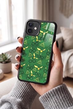 Apple iPhone 12 ile Uyumlu Sihirli G zl k Tasar ml  Glossy Premium Silikon K l f, Siyah