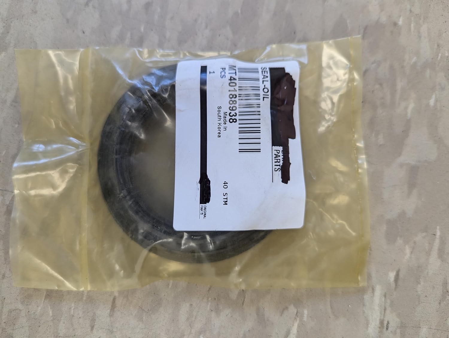 Replacement Oil Seal - SEAL-OIL-TRG400 - 40188938 - Tractor Replacement Part