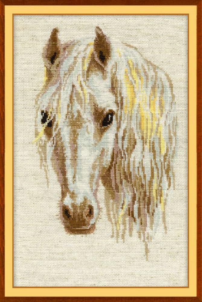 RIOLIS - Moon 827, Counted Cross Stitch Kit 9,45" x15,75, Horse Embroidery Kit, Cross Stitch Patterns for Adults with Horse, Cross Stitch Kits for Adults Advanced & Beginners