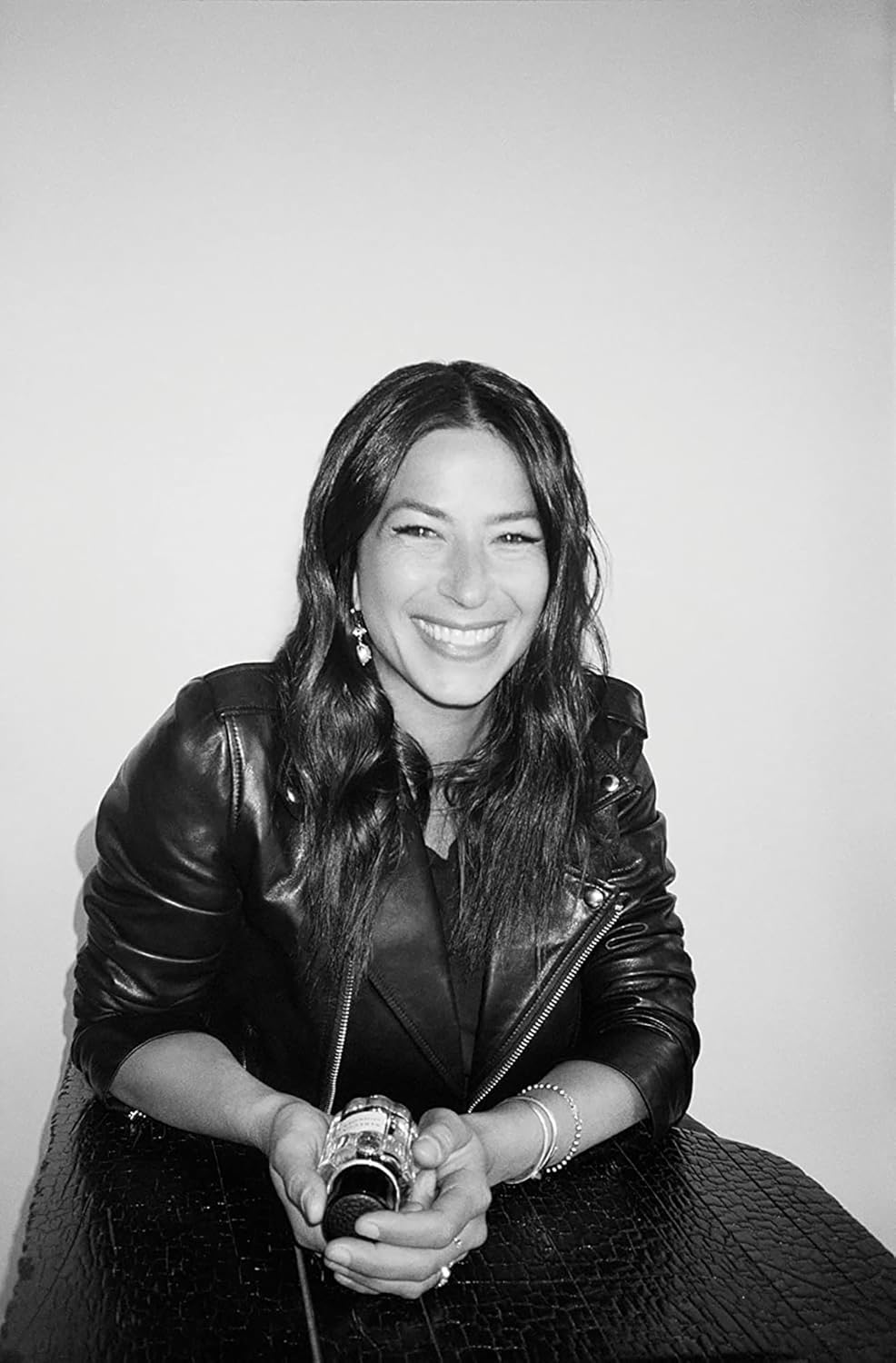 Rebecca Minkoff Mini Perfume for Women - Women's Perfume with Notes of Cardamom, Coriander, Bergamot, Tobacco, Jasmin, Tonka, and Patchouli - 1 oz - Image 3