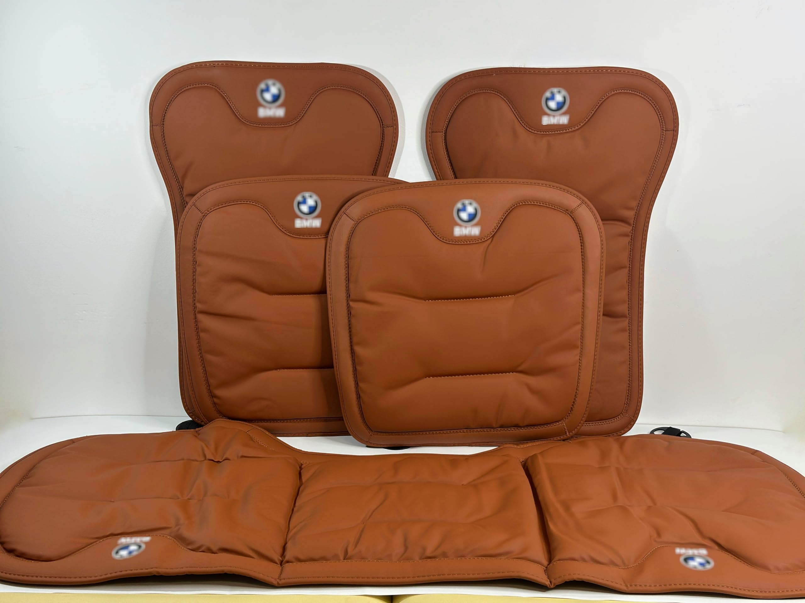 COMPLETO UNIVERSALE PER BMW Tappetini protettivi NUOVO DESIGN Coprisedili per auto qualsiasi modello, cuscino, protezione per sedile auto traspirante, articoli per auto, pelle PU. Colore marrone