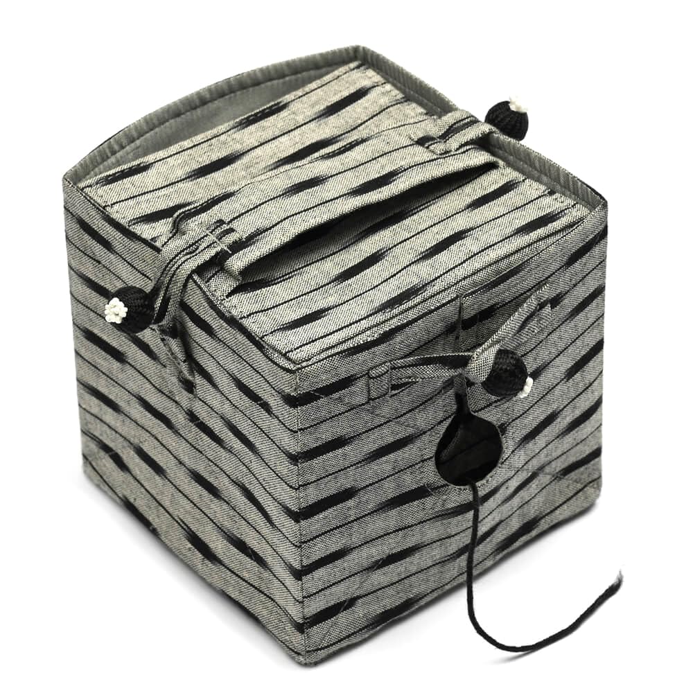 Boîte à tricot Lantern Moon Ikat Soie : le cadeau artisanal idéal pour les passionnés de tricot