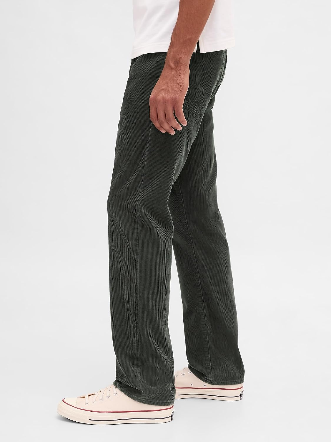 GAP Men's Relaxed Straight Cord