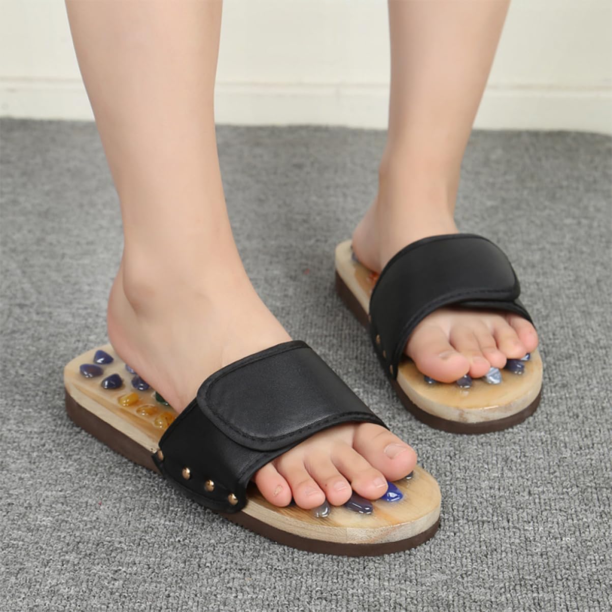 Massageschuhe Akupressurpoints Fußsohlenmassage für Gesundheit Massagepantoffeln aus Pu und Gummi Entspannungssandalen für Durchblutung Achat-massagepantoffeln für Plantarfasziitis