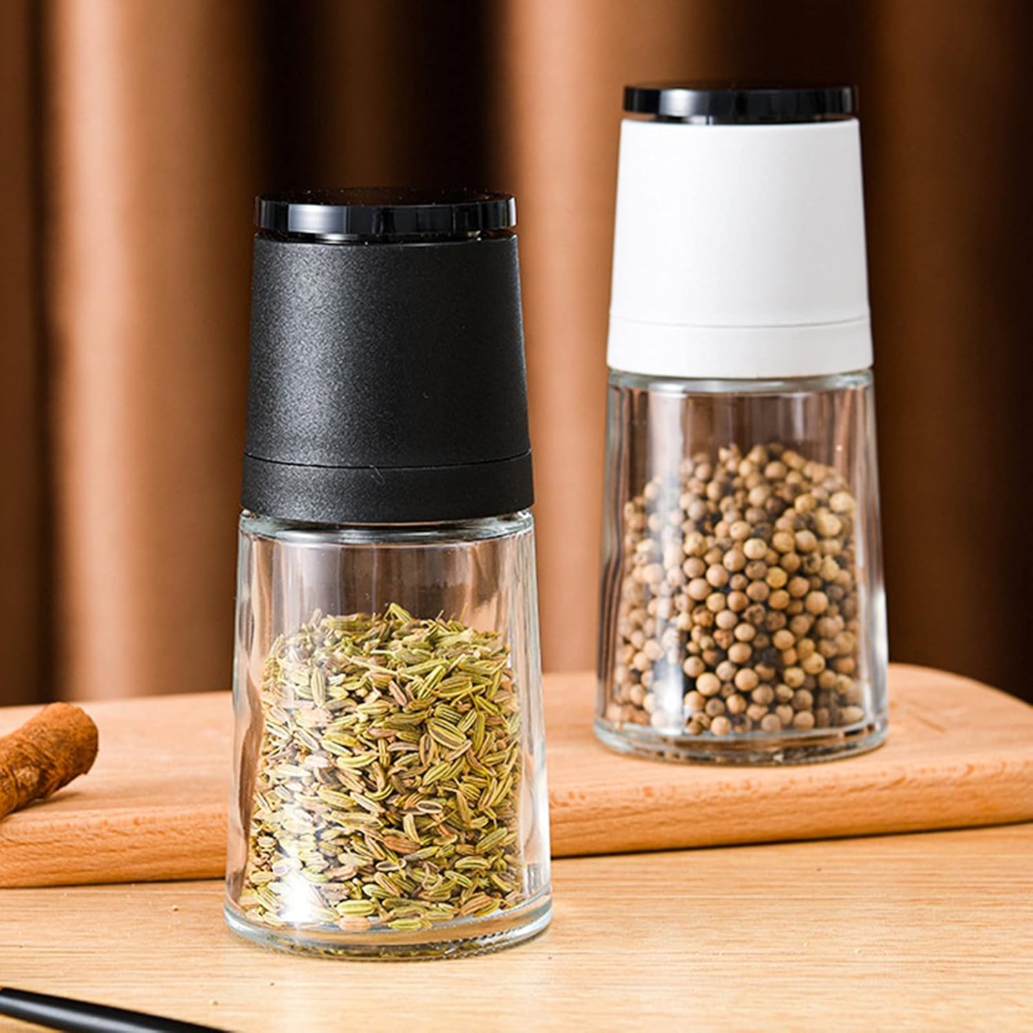 Pepper Grinder Salt or Pepper Grinder 1 Pack - Creative Manual Salt Pepper Spice Grinder Seasoning Storage Bottle Jar Kitchen Tool Accessories for Home, BBQ, Party